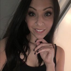 Meet your Posher, Stephanie